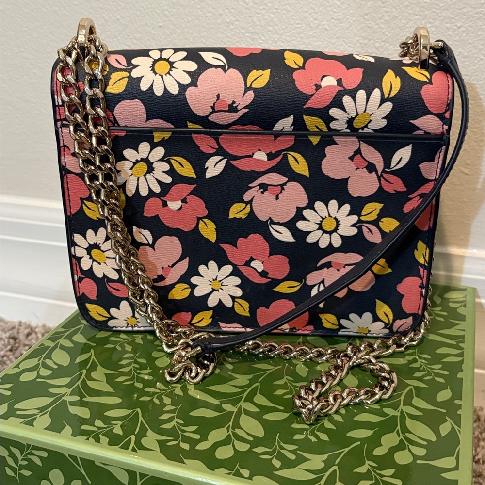 Kate Spade New York Remi flap chain crossbody "Road Trip Floral" multi print - Picture 2 of 8